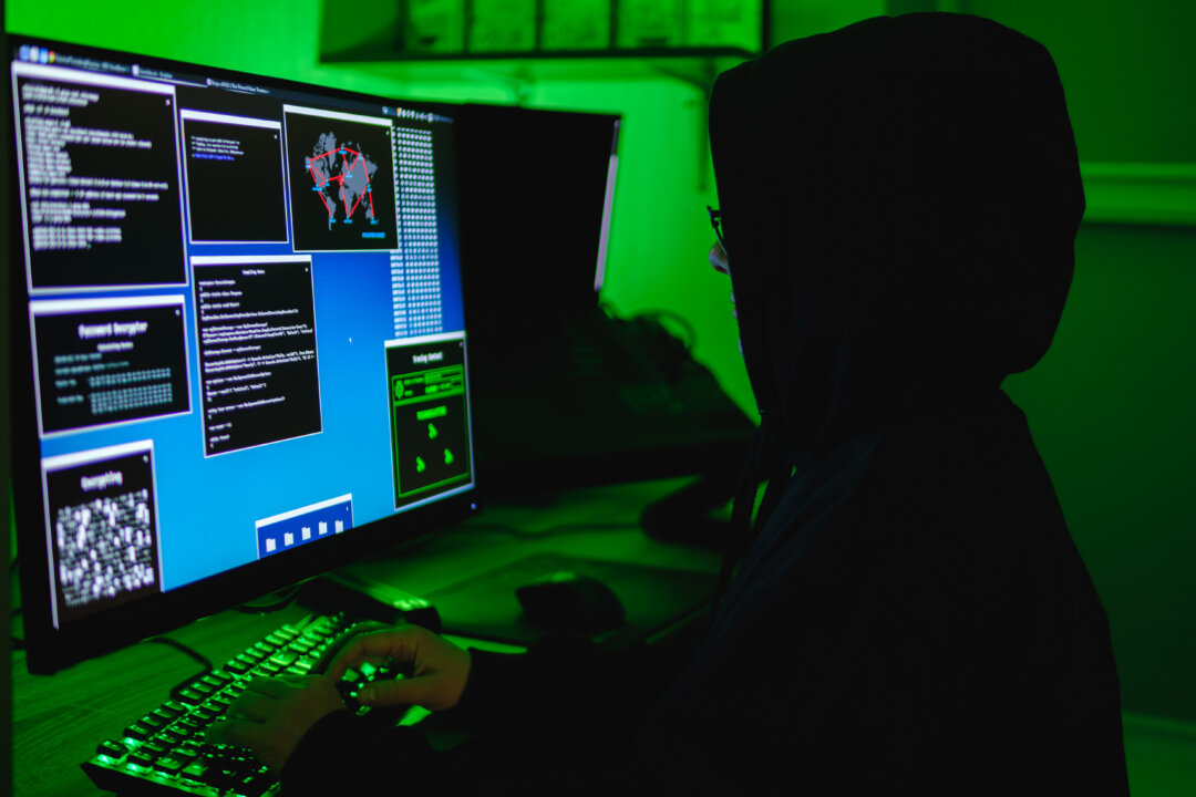 FBI Urges Caution Before Clicking on Online Ads, Warns of Cybercriminals