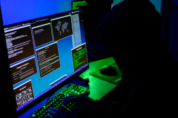 FBI Issues Mobile App Alert