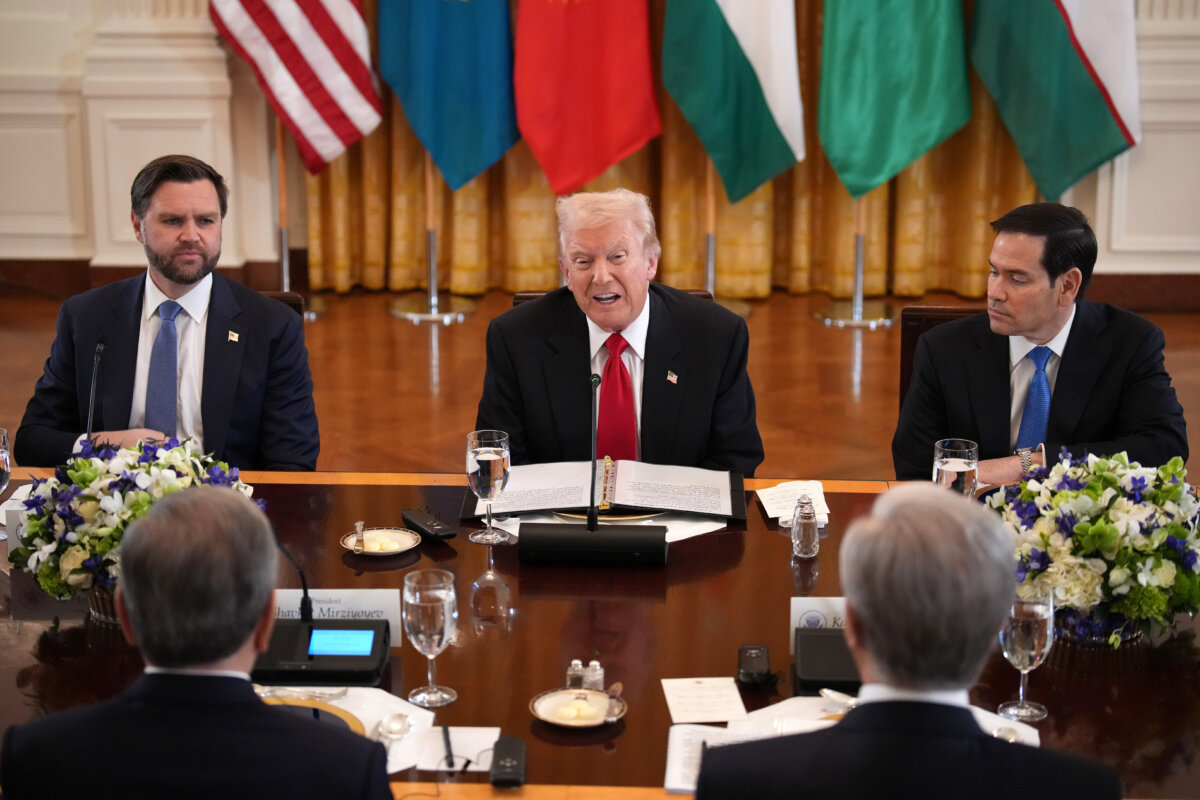 President Donald Trump (C), seated next to Vice President JD Vance (L) and Secretary of State Marco Rubio, delivers remarks during a dinner with leaders of Central Asian countries in the East Room of the White House on Nov. 6, 2025. (Andrew Harnik/Getty Images)