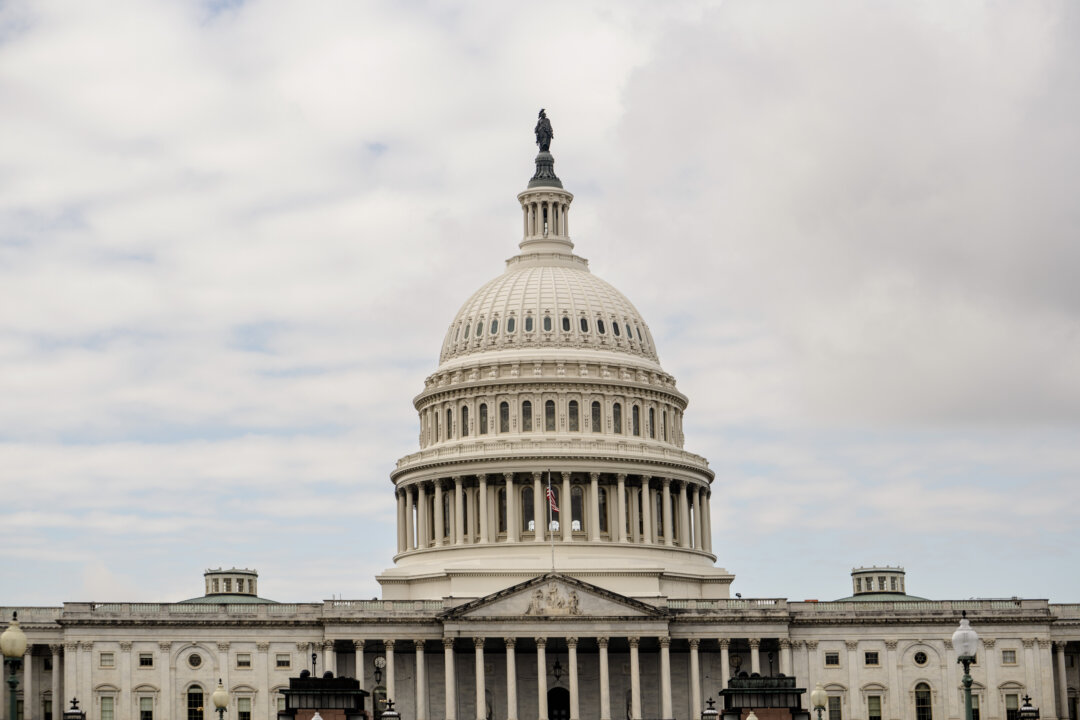 House Panel Advances Senate Bill From Shutdown Deal to Floor Vote