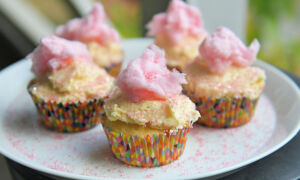 Taylor Swift-Inspired ‘Lover’ Cupcakes Help Shake Off Sugary Cravings