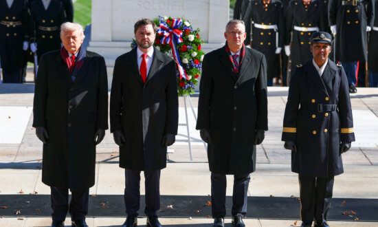 Trump Pays Tribute to Veterans at Arlington National Cemetery