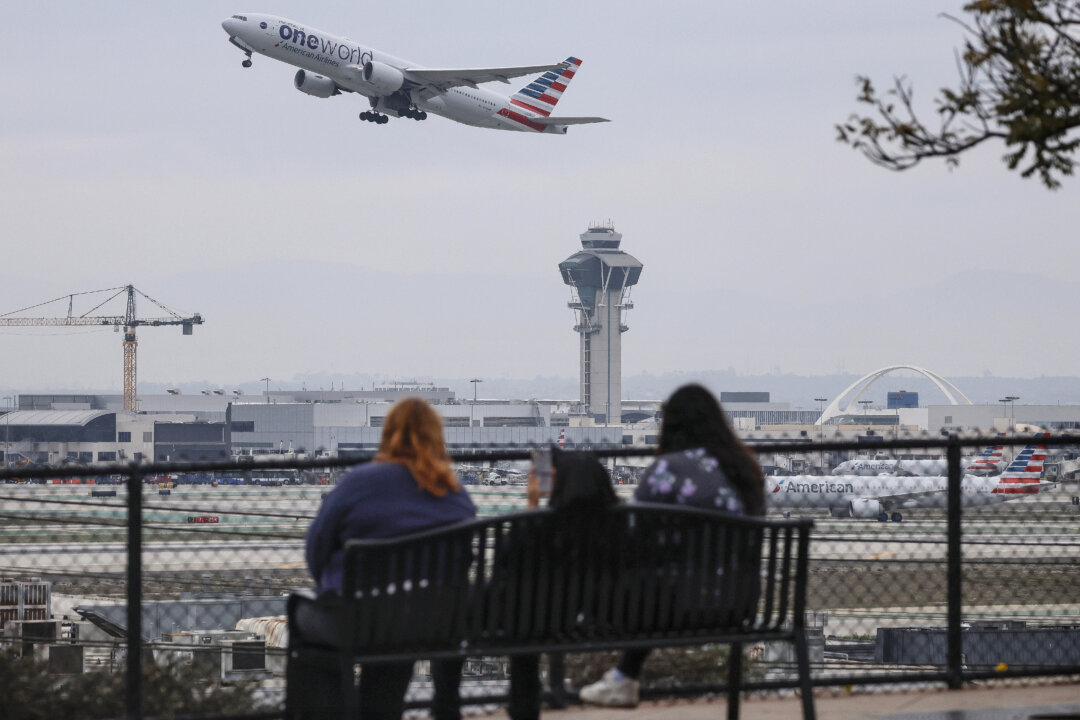 TSA Sets Record, Screening More Than 3 Million Passengers on Sunday