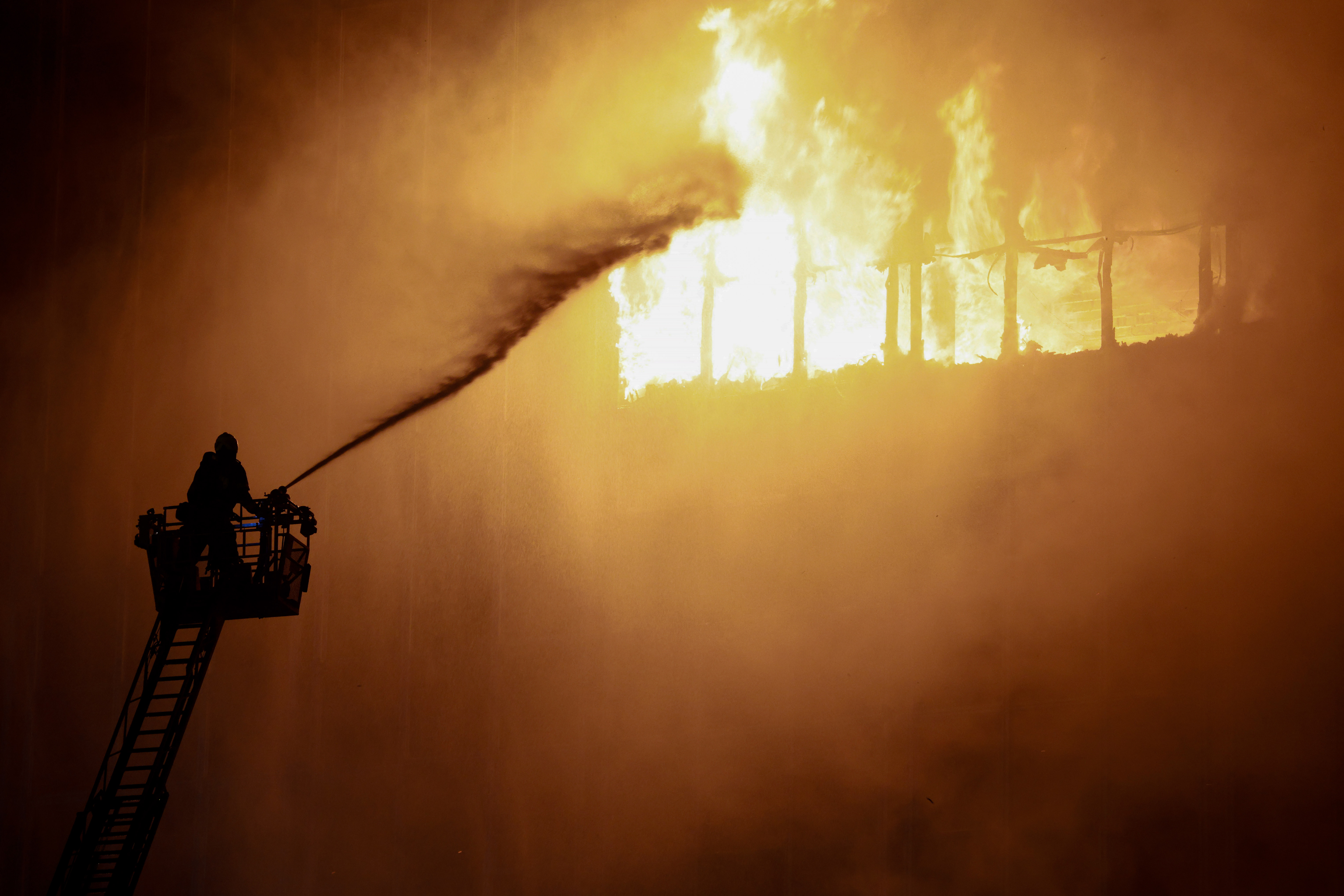 Day in Photos: Fire in Croatia, Trump Meets With Crown Prince, and Egyptian Mummy