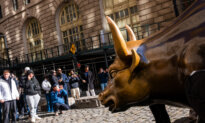 Record Highs, AI Mania, and the Fear Nobody Wants to Discuss