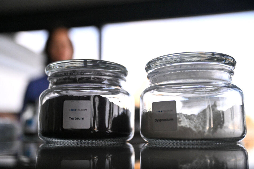 US Company Produces Critical Rare Earth Material Domestically, First in Decades