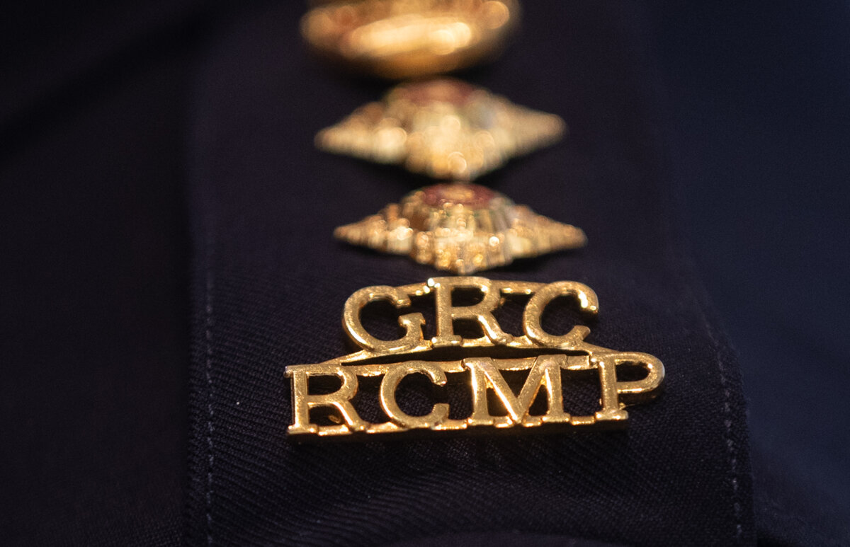 An RCMP epaulette is seen in Edmonton on Feb. 5, 2025. (The Canadian Press/Jason Franson)