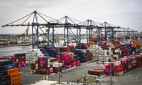 Imports Drop Sharply in August, Narrowing US Trade Deficit