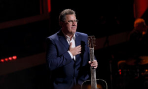 ‘50 Years From Home’: Vince Gill’s Ambitious Recording Project