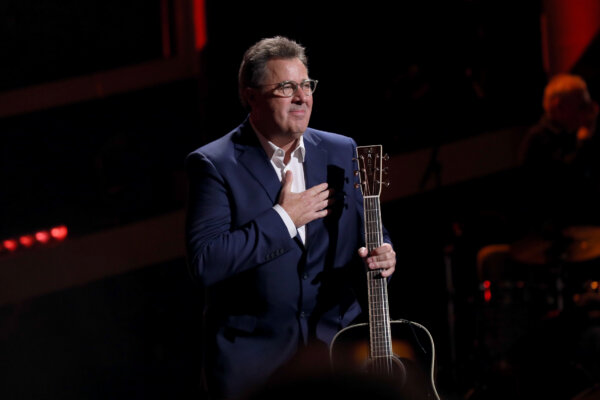 ‘50 Years From Home’: Vince Gill’s Ambitious Recording Project