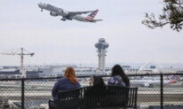 FAA Awards $10,000 Bonuses to 776 Air Traffic Workers Who Had Perfect Attendance During Shutdown