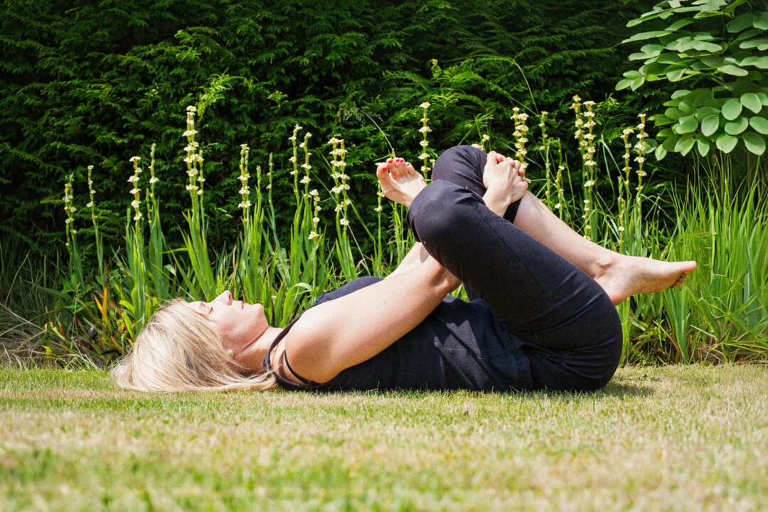 When Walking Hurts–5 Exercises to Strengthen Your Hip Muscles