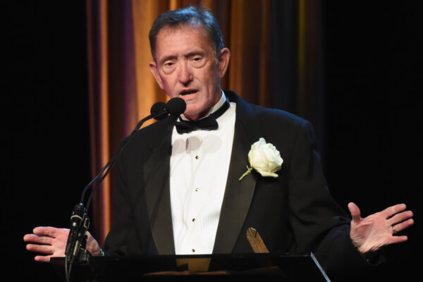 Walt Aldridge, Country Singer-Songwriter Who Penned Hits for Tim McGraw, Reba McEntire, Dies at 70