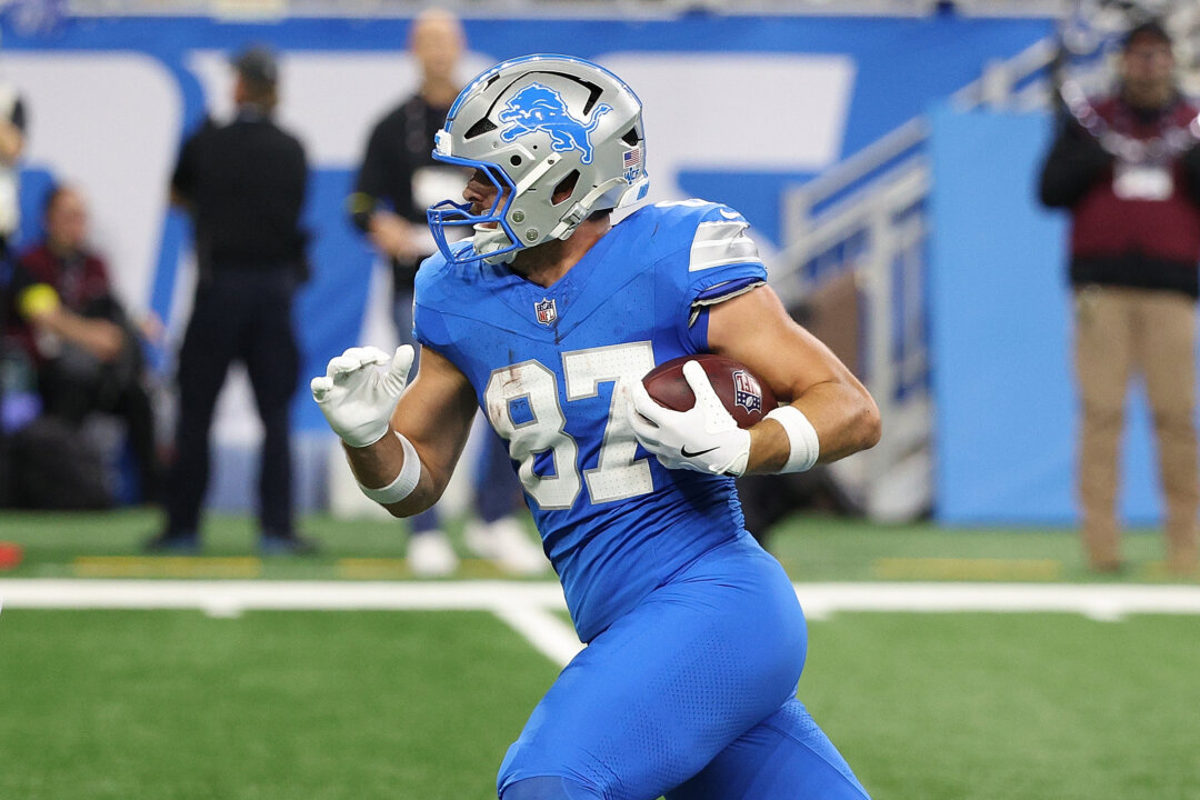 Lions Face Massive Void With Sam LaPorta’s Season Likely Over