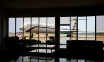 Venezuela Bans Six International Airlines That Observed US Airspace Warning