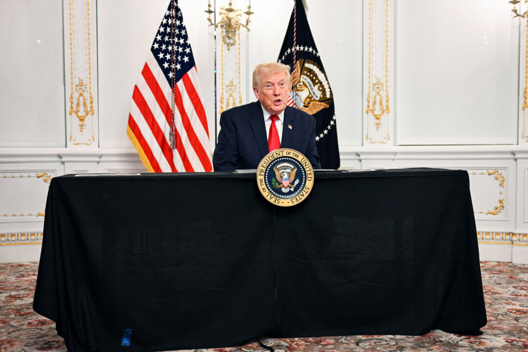 Trump Says US May Cut Income Tax Completely in Next Couple of Years Due to Tariff Income