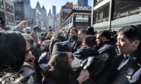FBI Agents Launch Investigation Into Organizers of Anti-ICE Protests