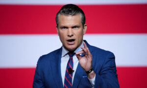 Hegseth Visits Shipyard Yards, Military Recruiting Station in Virginia