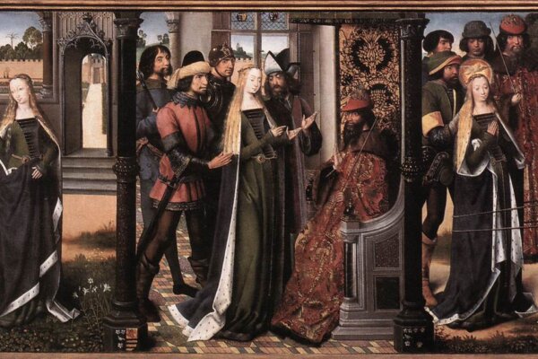 Santa Lucia Knows If You’ve Been Naughty or Nice