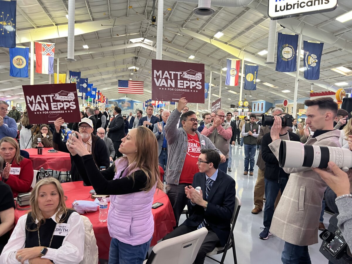 Hundreds of supporters attended an early morning for Republican candidate Matt Van Epps in Franklin, Tenn., on Dec. 1, 2025. (Jacki Thrapp/The Epoch Times)