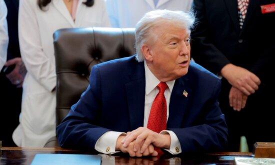 Trump Delays Tariff Hike on Furniture, Cabinets by 1 Year