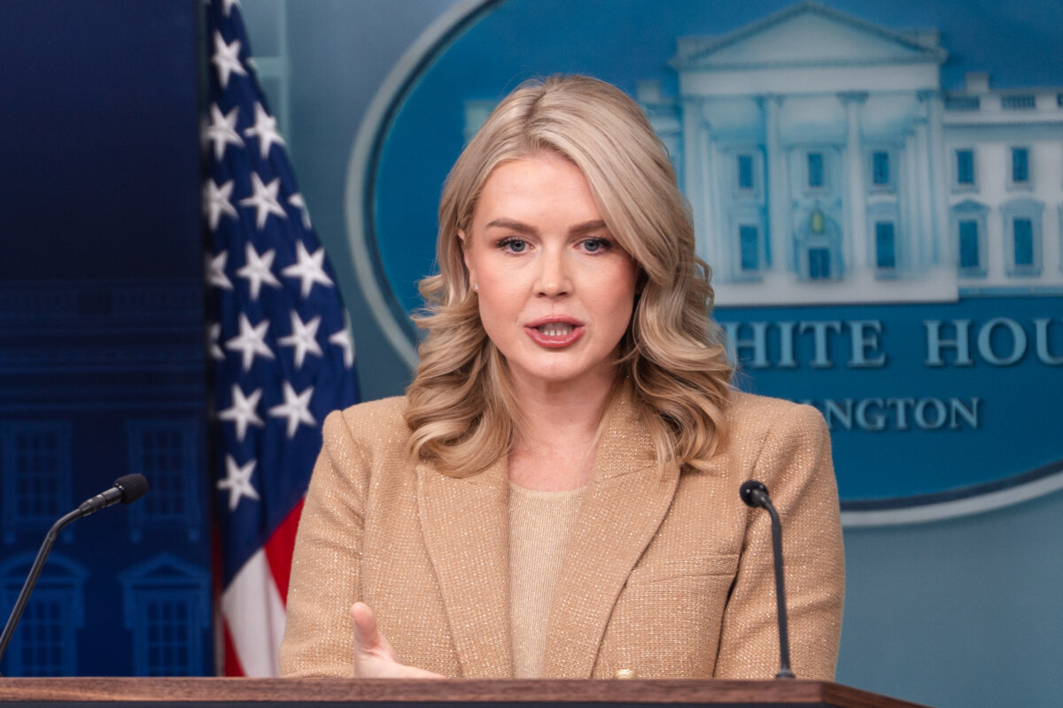 White House press secretary Karoline Leavitt speaks during a press briefing at the White House on Dec. 1, 2025. (Madalina Kilroy/The Epoch Times)