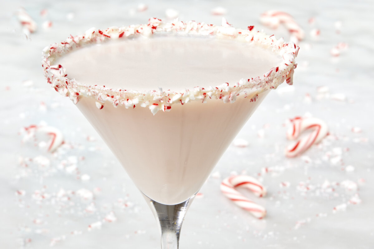 This highly festive cocktail is extra creamy and minty and will get anyone into the holiday spirit. (Alex Lepe /TCA)