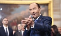 How Lee Greenwood Created the Modern-Day Patriotic Anthem, ‘God Bless the U.S.A.’