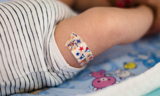 CDC Advisers Delay Vote on Changing Hepatitis B Vaccine Recommendations