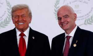 Trump to Attend FIFA World Cup Final Draw; Washington Pipe-Bomb Suspect Due in Court Today