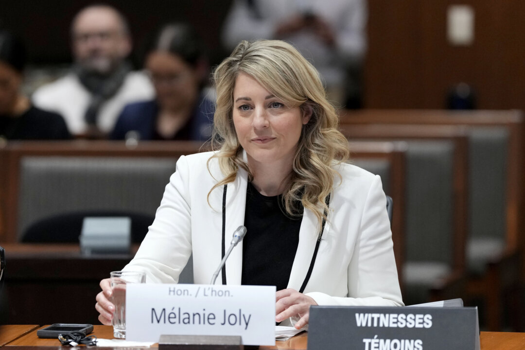Government to Serve Stellantis With Default Notice on Funding Contracts, Minister Joly Says