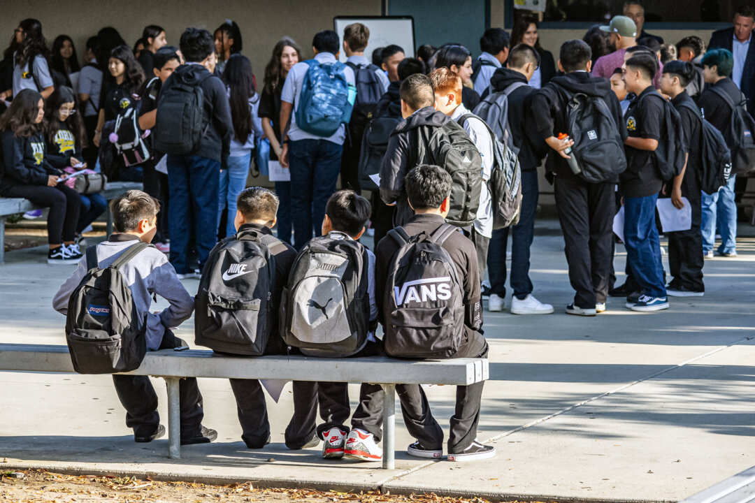 Middle Schoolers’ Reading and Math Scores Remain Below Pre-Pandemic Levels, US Results Show