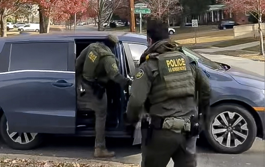 More Than 400 Arrested in Operation Charlottes Web, Federal Officials Say thumbnail