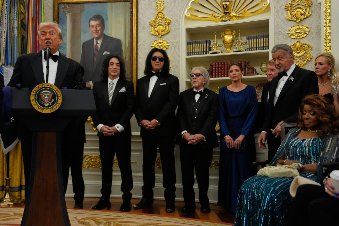 Trump Awards Kennedy Center Honors Medals in Oval Office