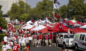 5 Best Places for a Football Tailgate Party