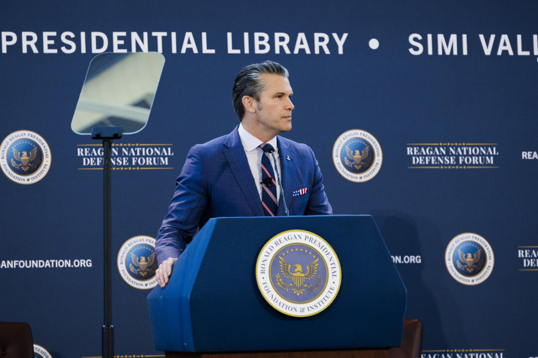 Hegseth Defends Second September Drug Boat Strike thumbnail