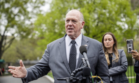 Border Czar Tom Homan Holds Press Conference in Minneapolis