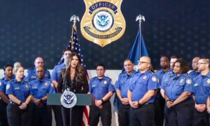 Noem Awards $10,000 Bonuses to TSA Officers in Tampa