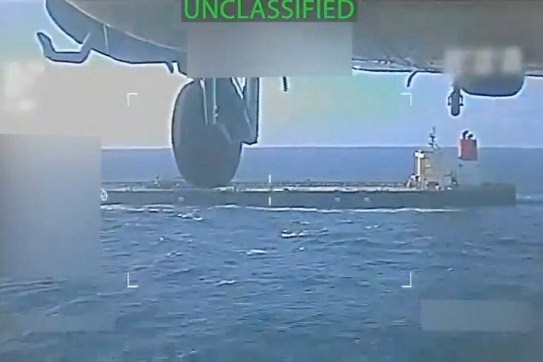 Trump Says US Has Seized Oil Tanker Off Coast of Venezuela