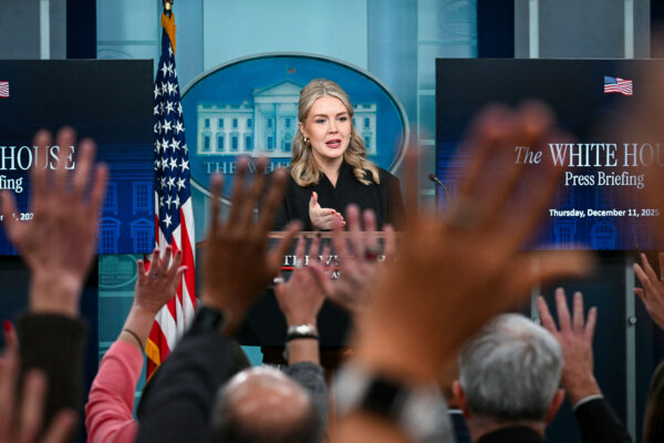 ▶ White House Holds Press Briefing With Press Secretary Karoline Leavitt