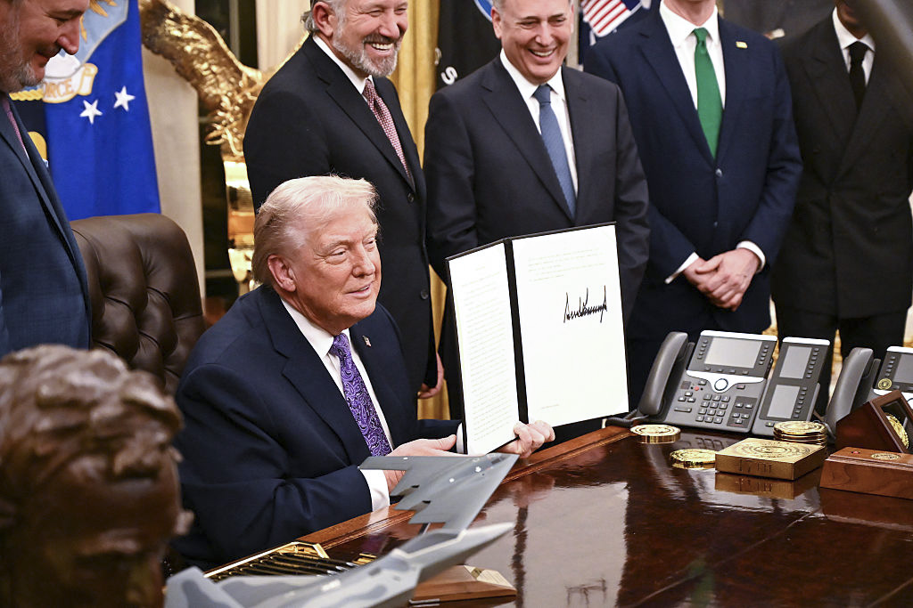 Trump Says He’s Not Sure Whether Republicans Will Retain House During Midterms