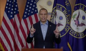House Minority Leader Jeffries Holds His Weekly Press Conference (Dec. 12)