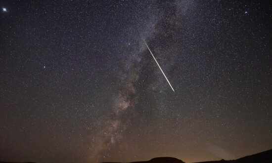 One of the Best Meteor Showers of the Year Will Kick Off 2026—What to Know
