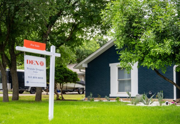 Trump to Ban Investors From Buying Certain Homes