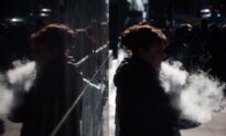 Public Health Groups Sue FDA Over E-cigarette, Nicotine Pouch Guidance