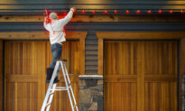 Decking Your Halls–3 Tips and 5 Exercises for Injury-Free Merry Making