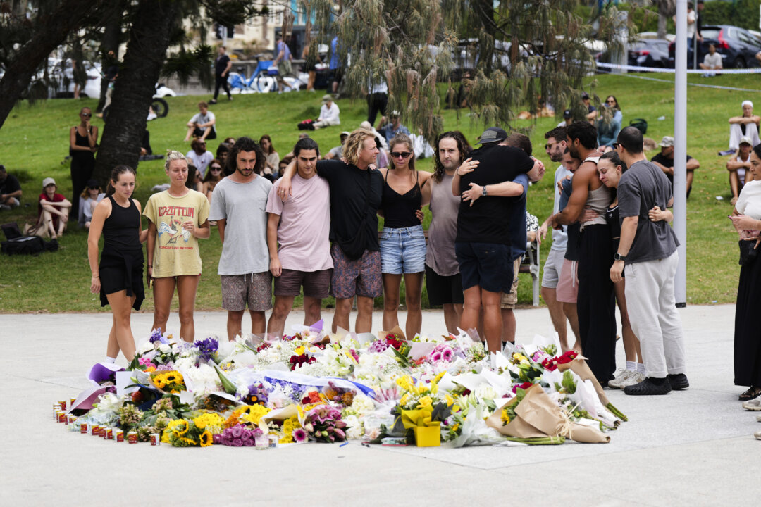 Toronto Rabbi Whose Relative Was Injured and Colleague Killed in Bondi Attack Warns of Internal Threats