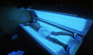 Tanning Beds Nearly Triple Risk of Melanoma: Study