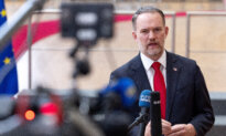 Trump Trade Rep Says Priority Is Re-shoring US Manufacturing Through Tariffs as USMCA Review Looms