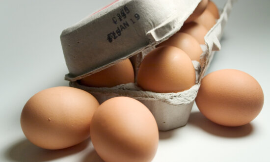 Debunking Dietary Deceptions: Do Eggs Raise Your Cholesterol?